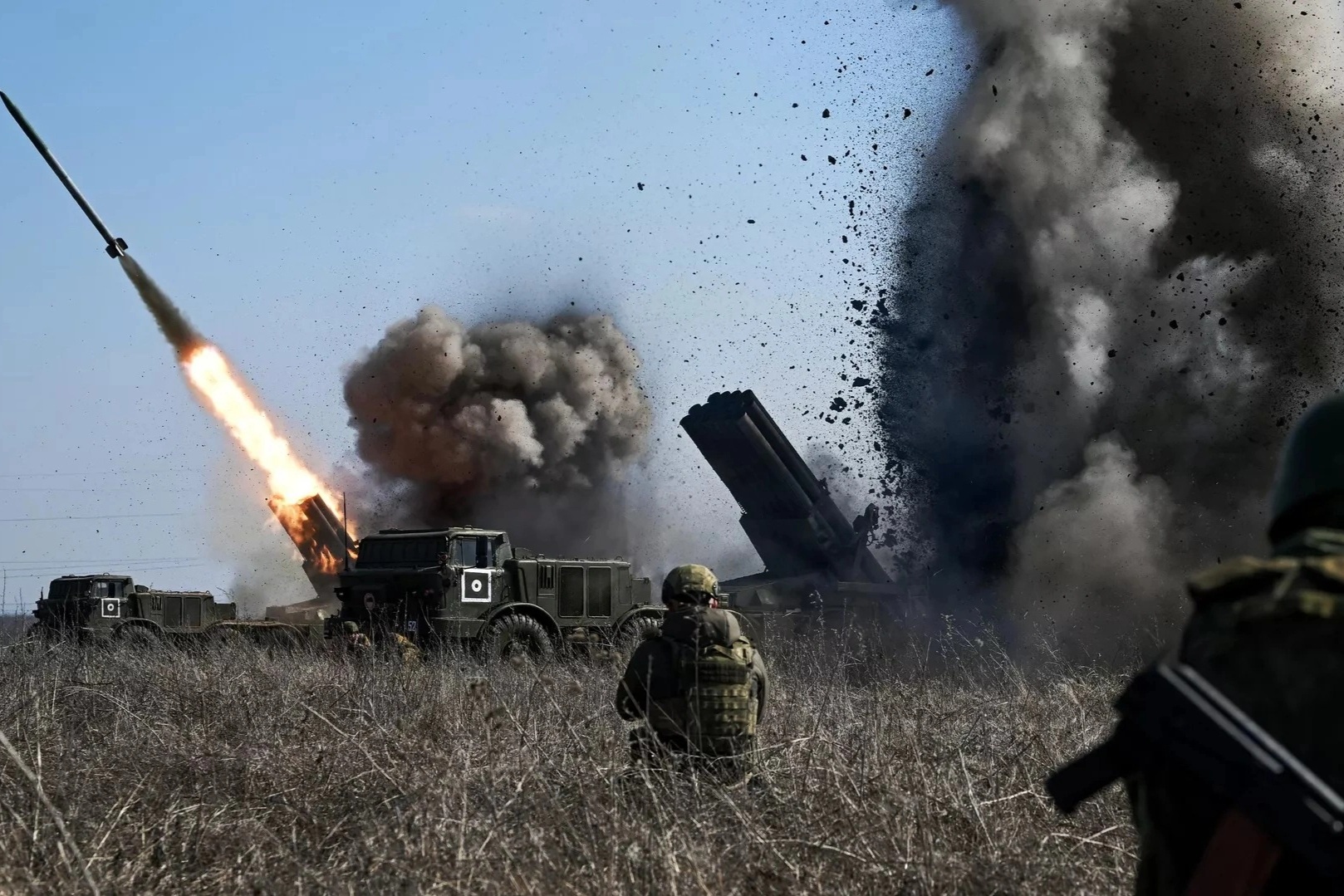 Quân Nga tiến công dồn dập, tăng tốc kiểm soát lãnh thổ Ukraine - 1