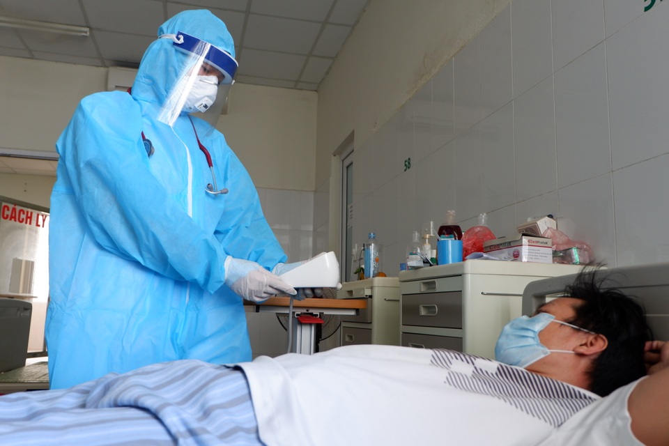 Bên trong khu điều trị 6 ca mắc Covid-19 cuối cùng ở tuyến đầu chống dịch - 8 Bên trong khu điều trị 6 ca mắc Covid-19 cuối cùng ở tuyến đầu chống dịch - 8
