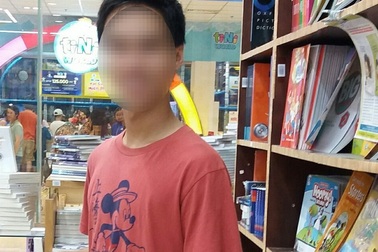 Nam sinh mất liên lạc sau khi xin nghỉ học đại học vì mệt mỏi