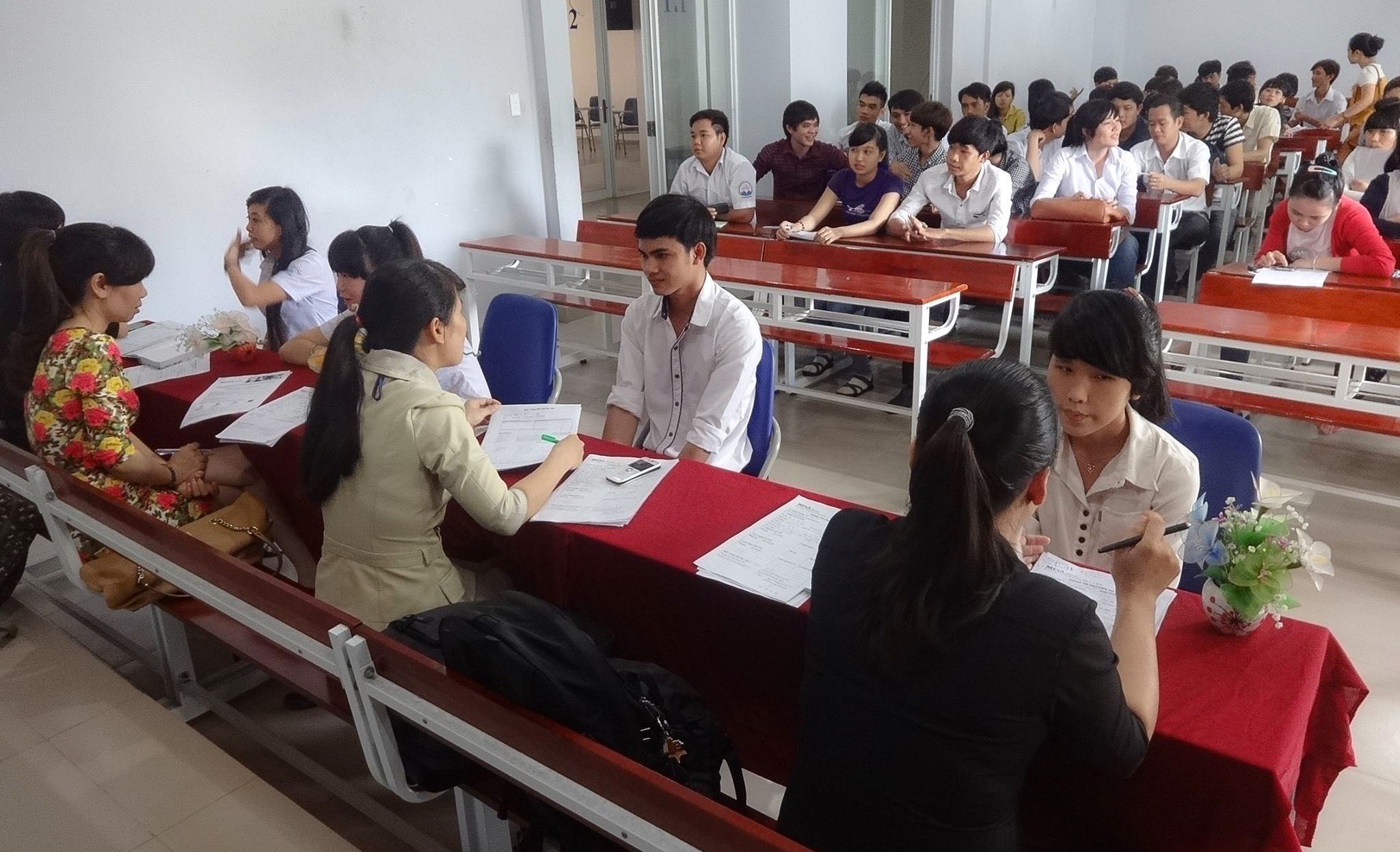 Bình Dương: Nghề sơn ô tô có thu nhập 25 triệu đồng/tháng - 9 Bình Dương: Nghề sơn ô tô có thu nhập 25 triệu đồng/tháng - 9