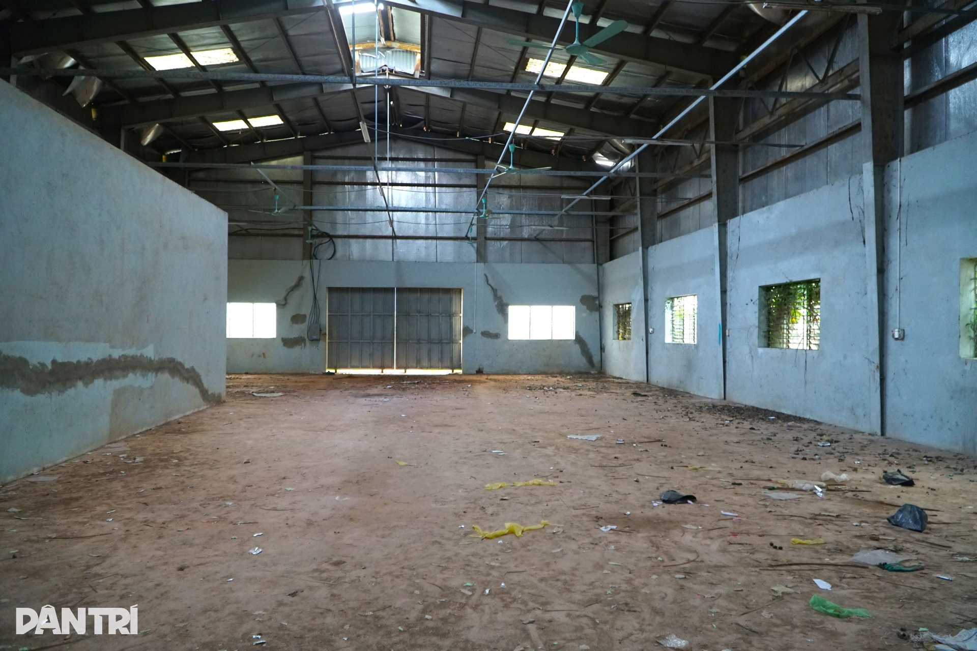 Trung tâm phát triển nông thôn 17 tỷ đồng xây xong chỉ để làm cảnh - 4