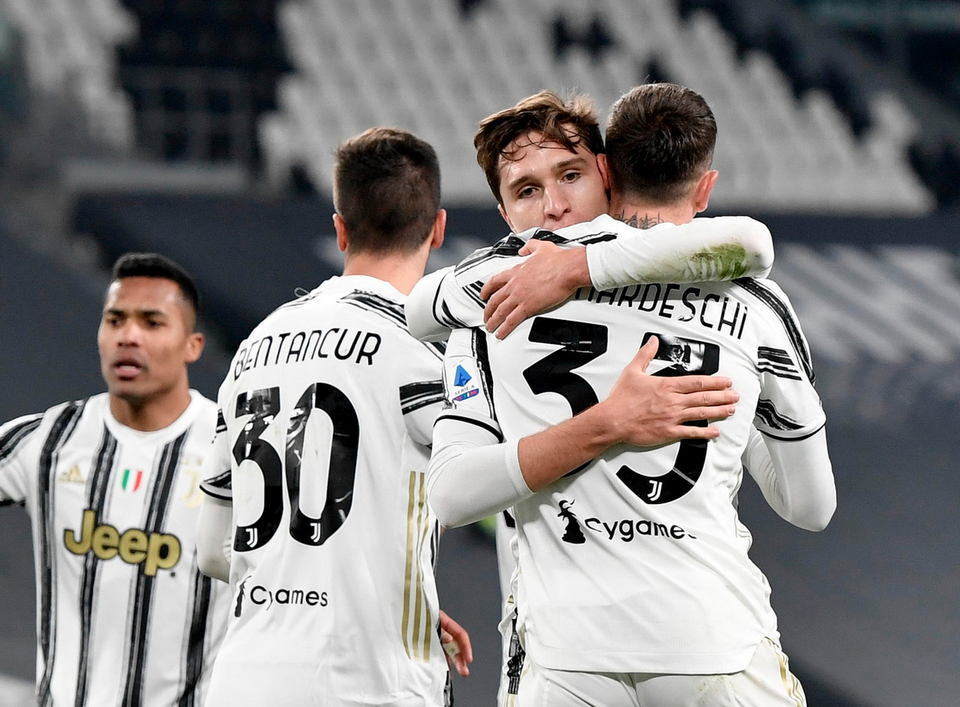 C.Ronaldo lập công, Juventus bám đuổi Inter và AC Milan - 8 C.Ronaldo lập công, Juventus bám đuổi Inter và AC Milan - 8