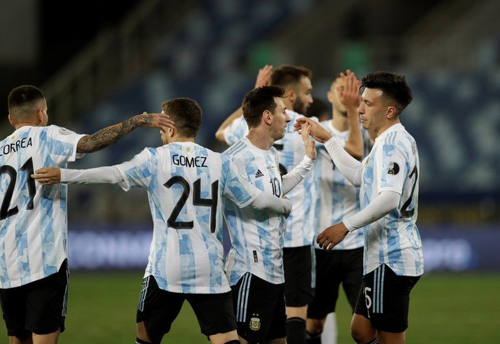 Messi đi vào lịch sử, Argentina gặp Ecuador ở tứ kết Copa America - 2 Messi đi vào lịch sử, Argentina gặp Ecuador ở tứ kết Copa America - 2