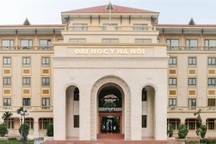 Ứng viên phó giáo sư trẻ nhất trường Y sinh năm 1987