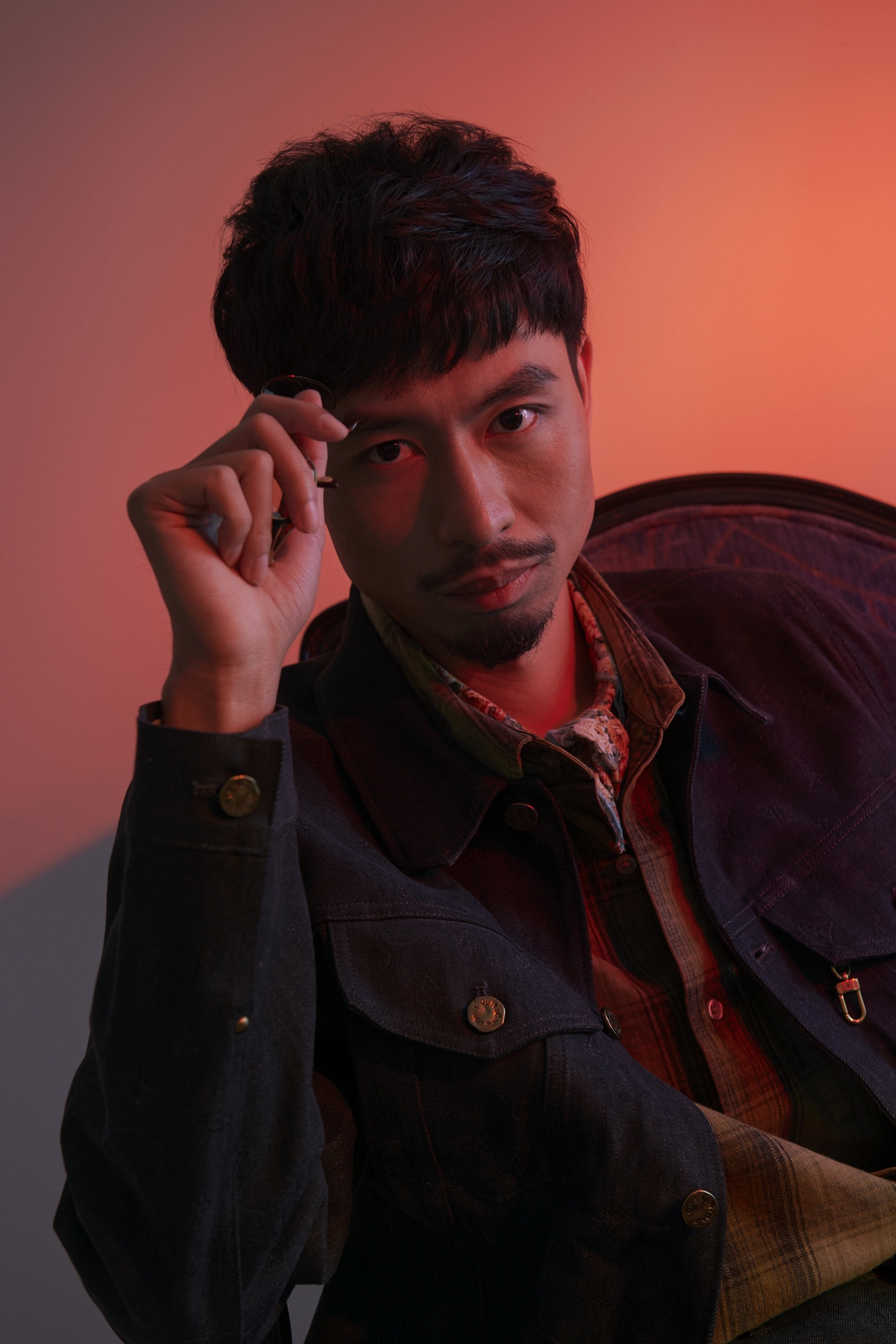 Rapper Đen Vâu: Tôi không khó chịu khi bị hối lấy vợ - 7 Rapper Đen Vâu: Tôi không khó chịu khi bị hối lấy vợ - 7
