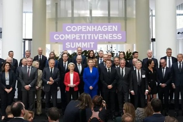 EU thúc đẩy xây dựng "bức tường UAV"