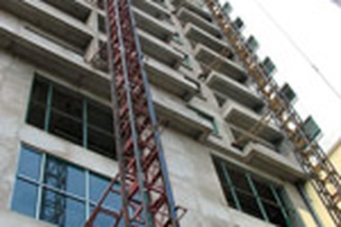 Tòa nhà 30 tầng làm lún, nứt nhà dân