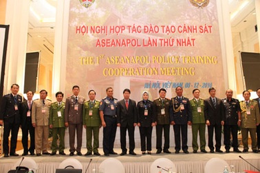 Hợp tác đào tạo cảnh sát ASEANAPOL lần thứ nhất tại Việt Nam