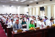 Thêm nhiều nhóm cán bộ nghỉ hưu "non" được hưởng ưu đãi