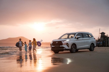 Gần 1.000 xe bán ra, Toyota Veloz Cross tham vọng chiếm ngôi "MPV quốc dân"