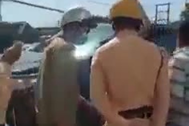 Tài xế lùi xe tốc độ cao để bỏ chạy