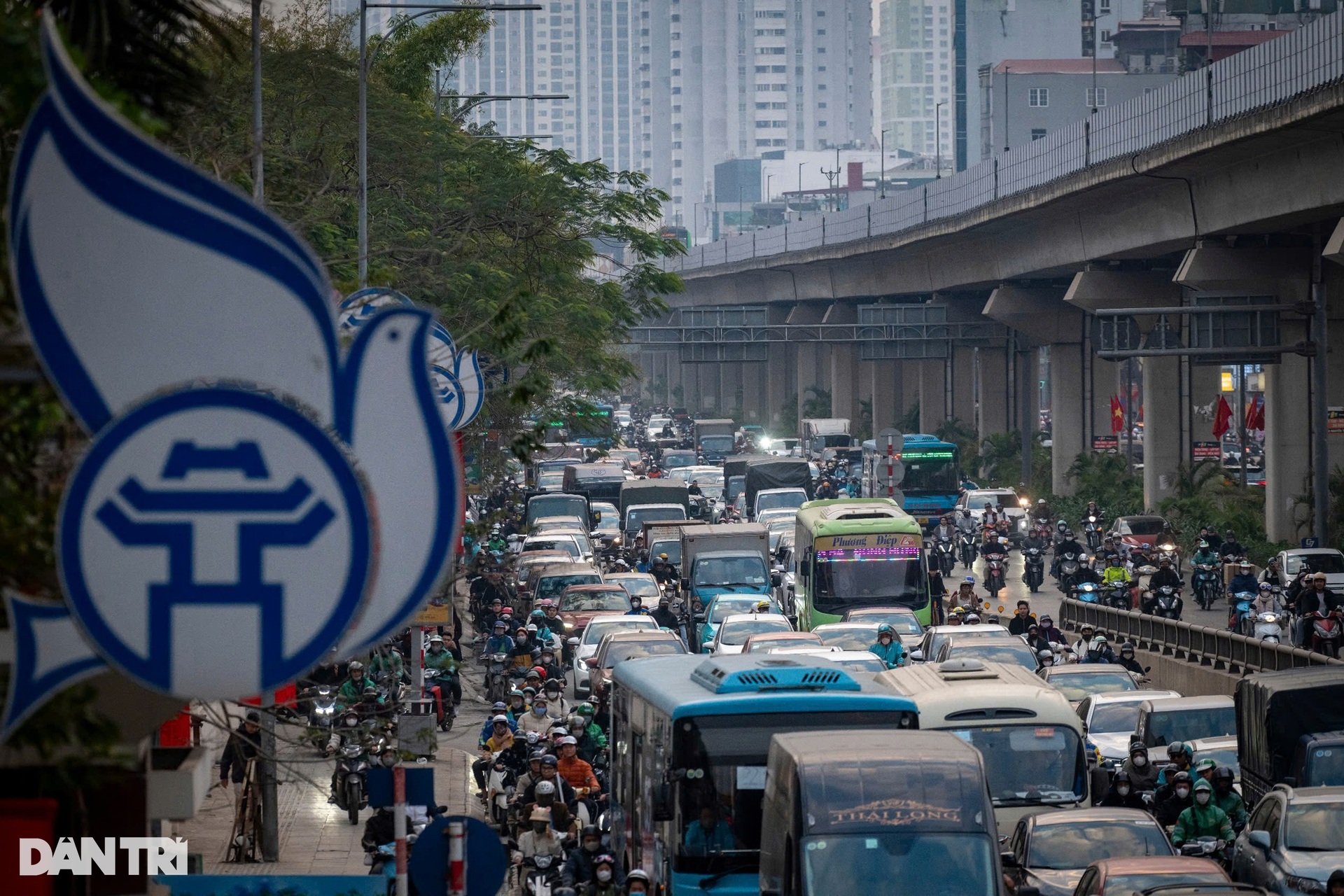 Hình ảnh so sánh trước và sau Tết: Giao thông dễ thở, ùn tắc giảm dần - 7