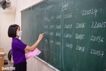 Thứ trưởng Bộ GD&ĐT: Dạy thêm tràn lan "đã chạm đến lằn ranh đỏ"