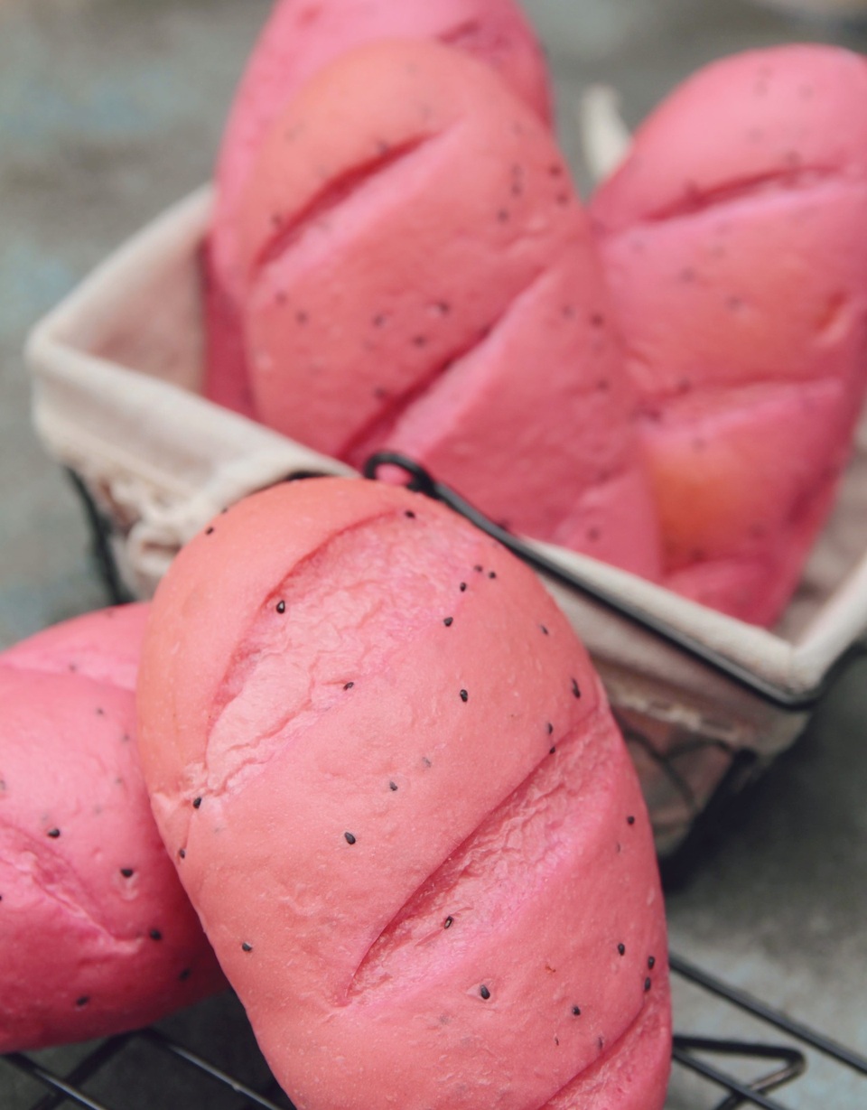 Chia sẻ công thức làm bánh mì thanh long để nhân rộng cuộc giải cứu - 5 Chia sẻ công thức làm bánh mì thanh long để nhân rộng cuộc giải cứu - 5