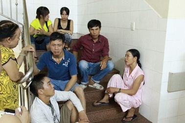 Bé gái 8 tháng tuổi tử vong nghi do sốc thuốc?