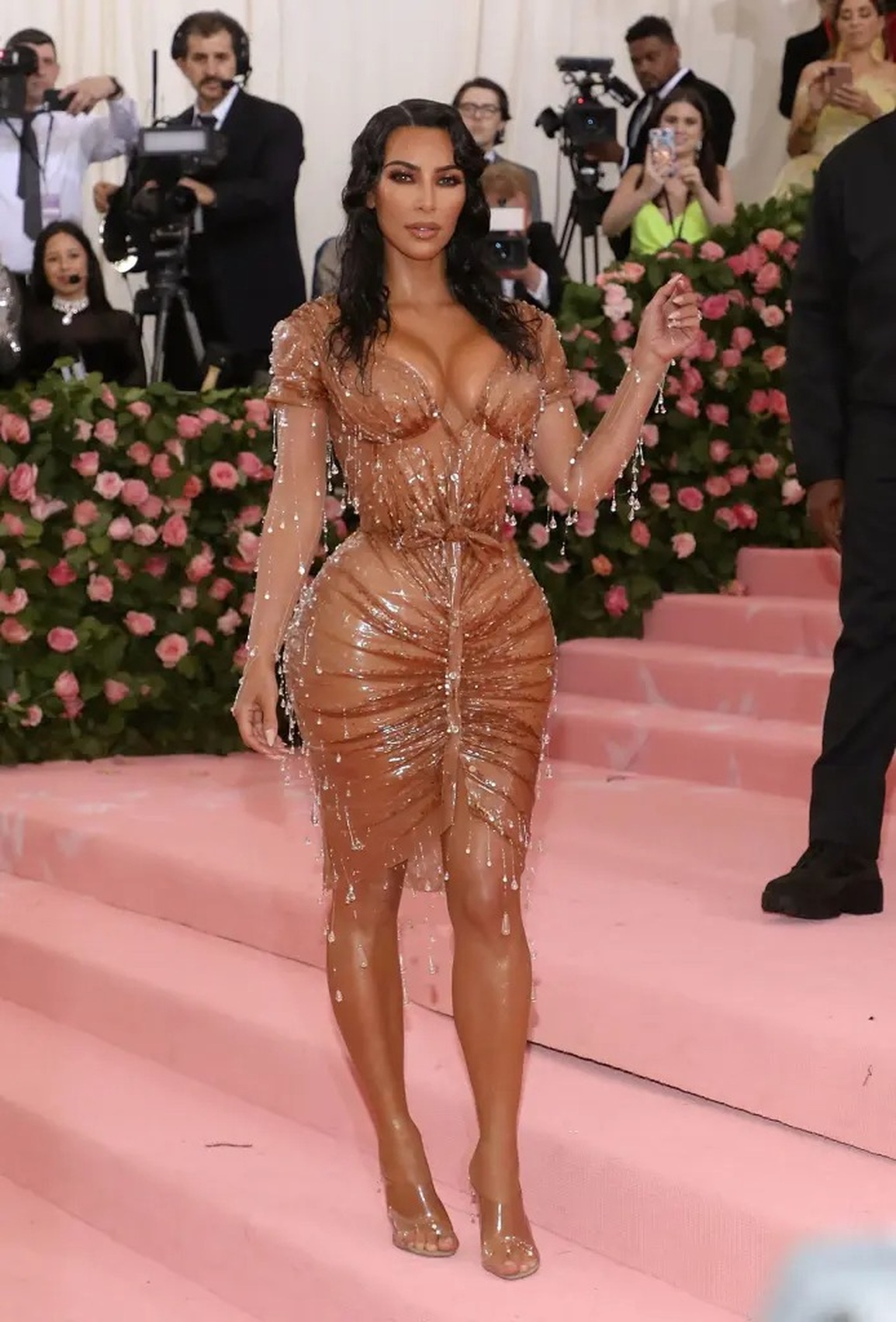 Tỷ phú Kim Kardashian tiết lộ bí mật... đóng bỉm để mặc đẹp - 2 Tỷ phú Kim Kardashian tiết lộ bí mật... đóng bỉm để mặc đẹp - 2