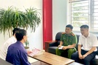 Khách rút 1,5 tỷ đồng tiền tiết kiệm, cán bộ ngân hàng báo công an