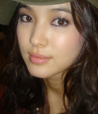 Loạt ảnh gây sốt của "tượng đài nhan sắc" xứ Hàn Song Hye Kyo - 6