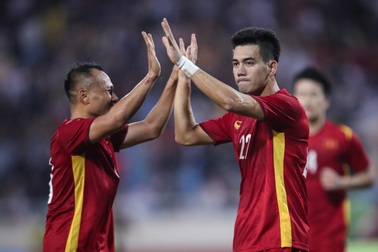 Tuấn Hải bất ngờ vì Trọng Hoàng giã từ đội tuyển Việt Nam