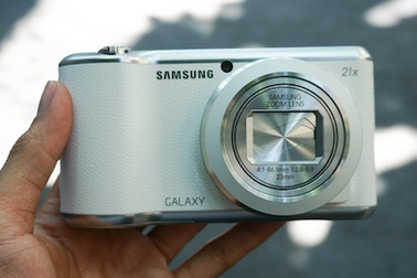 Cận cảnh máy ảnh Galaxy Camera 2 vừa xuất hiện tại Việt Nam