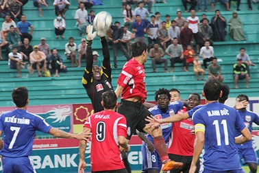 Khao khát vô địch của Hà Nội T&T và B.Bình Dương