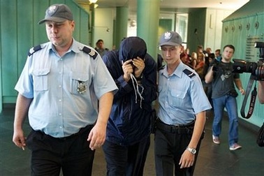 Ba Lan dẫn độ mật vụ Israel sang Đức