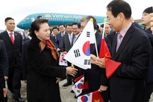 Chủ tịch Quốc hội lên đường thăm chính thức Hàn Quốc
