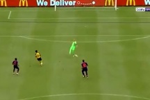 Thủ thành Karius tiếp tục “làm đau” Liverpool với sai lầm sơ đẳng