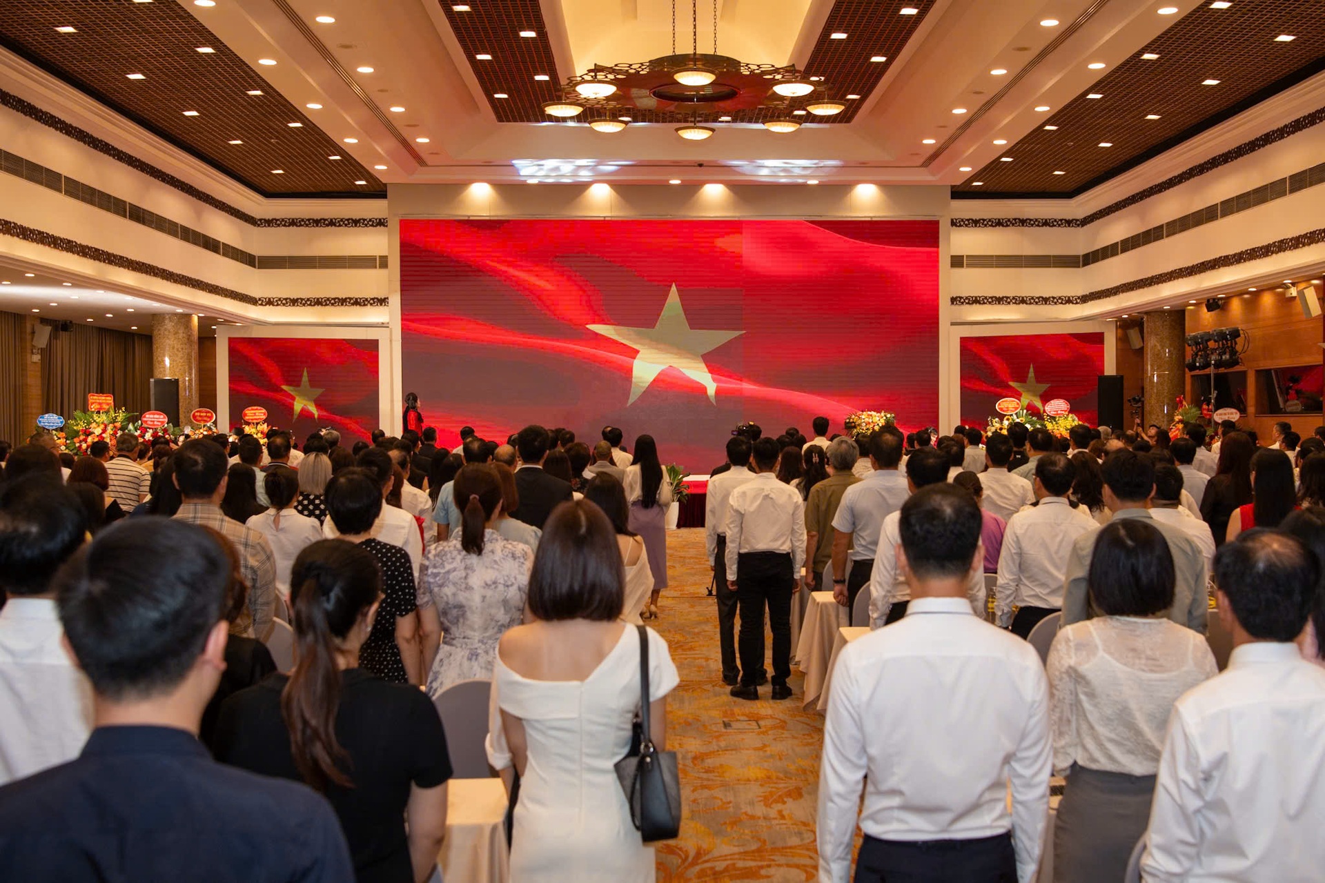 Toàn cảnh Lễ kỷ niệm 20 năm thành lập Báo điện tử Dân trí - 6 Toàn cảnh Lễ kỷ niệm 20 năm thành lập Báo điện tử Dân trí - 6