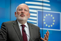 Quan chức cấp cao EU hủy thăm Trung Quốc vì mắc Covid-19