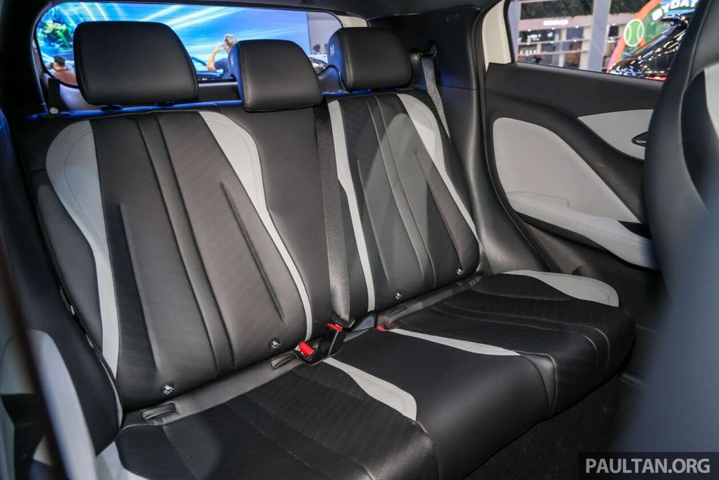 BYD Atto 1 ra mắt Indonesia: SUV điện cỡ A đi gần 400km, dễ về Việt Nam - 4 BYD Atto 1 ra mắt Indonesia: SUV điện cỡ A đi gần 400km, dễ về Việt Nam - 4