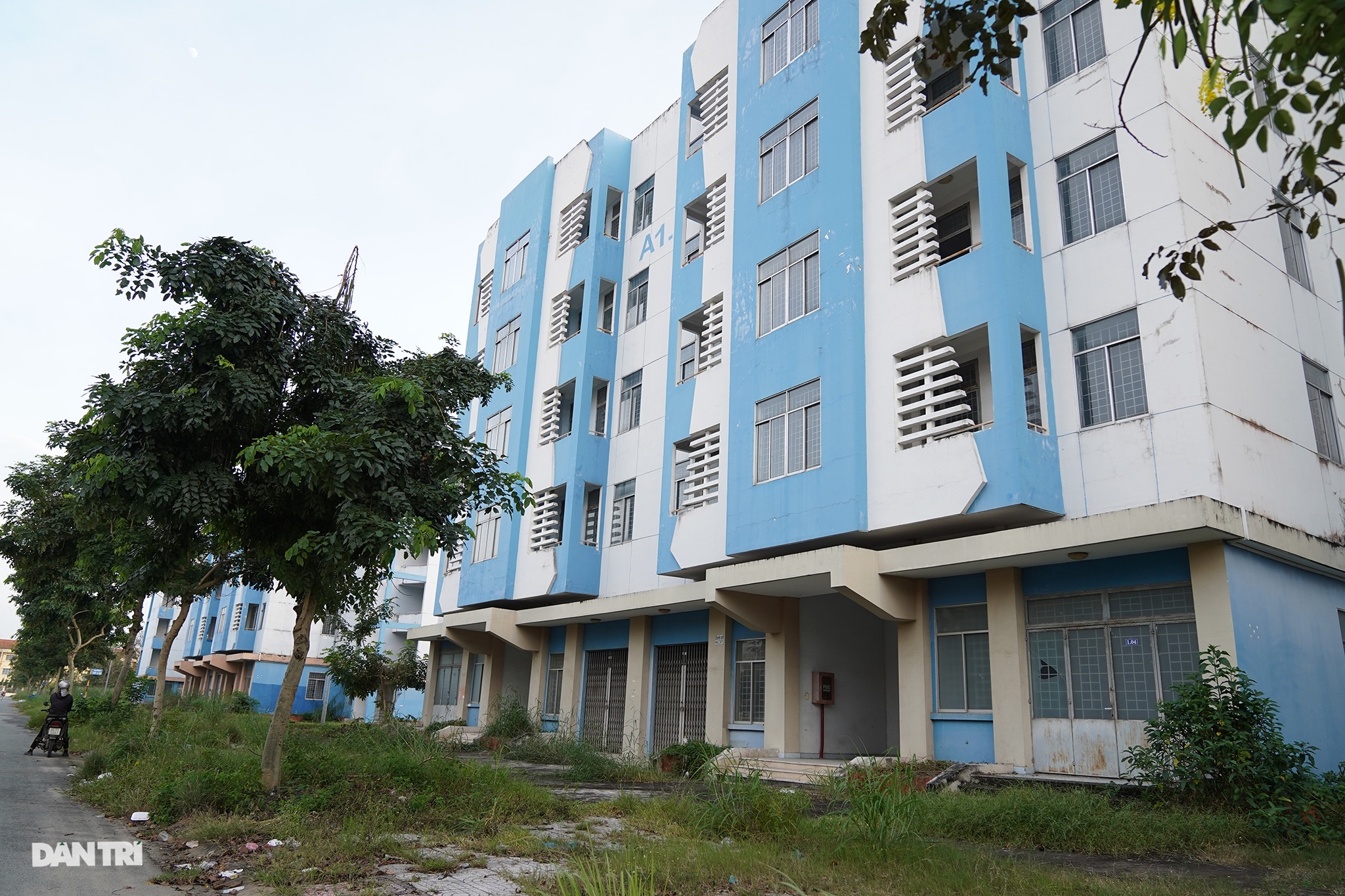 TP.HCM: Mịt mờ lối thoát cho các khu tái định cư - 12 TP.HCM: Mịt mờ lối thoát cho các khu tái định cư - 12