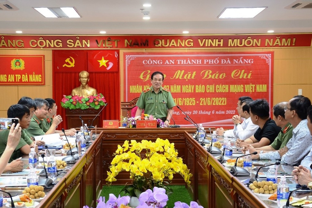 Giám đốc Công an Đà Nẵng nói về dấu hiệu vi phạm vụ kit test Việt Á - 1 Giám đốc Công an Đà Nẵng nói về dấu hiệu vi phạm vụ kit test Việt Á - 1