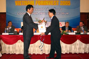 Cấp phép cho 3 dự án với tổng số vốn gần 800 triệu USD