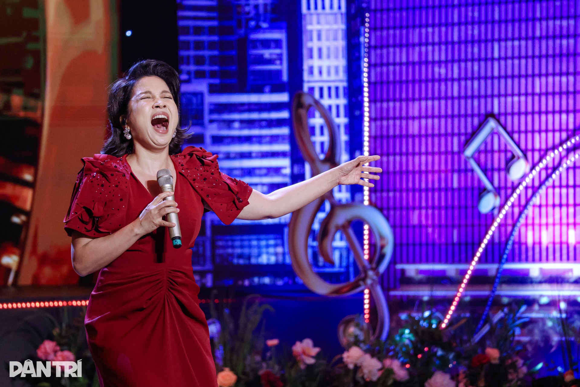 Nguồn cảm hứng bất tận - bản hòa tấu của niềm tin, khát vọng - 7 Nguồn cảm hứng bất tận - bản hòa tấu của niềm tin, khát vọng - 7