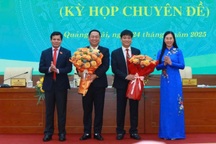 Hai bí thư xã được bầu giữ chức phó chủ tịch tỉnh