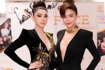 Lâm Khánh Chi gợi cảm hết mức đọ dáng cùng Mâu Thủy