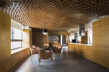 Căn chung cư ở Sài Gòn gây ngỡ ngàng với trần nhà tạo hình những đám mây