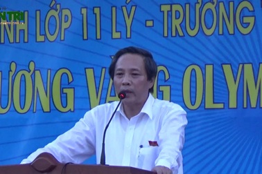 Video: Chúc mừng em Nguyễn Thế Quỳnh đạt HCV môn Vật lý Quốc tế