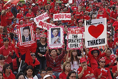 Phe “áo đỏ” ở Thái Lan lại xuống đường