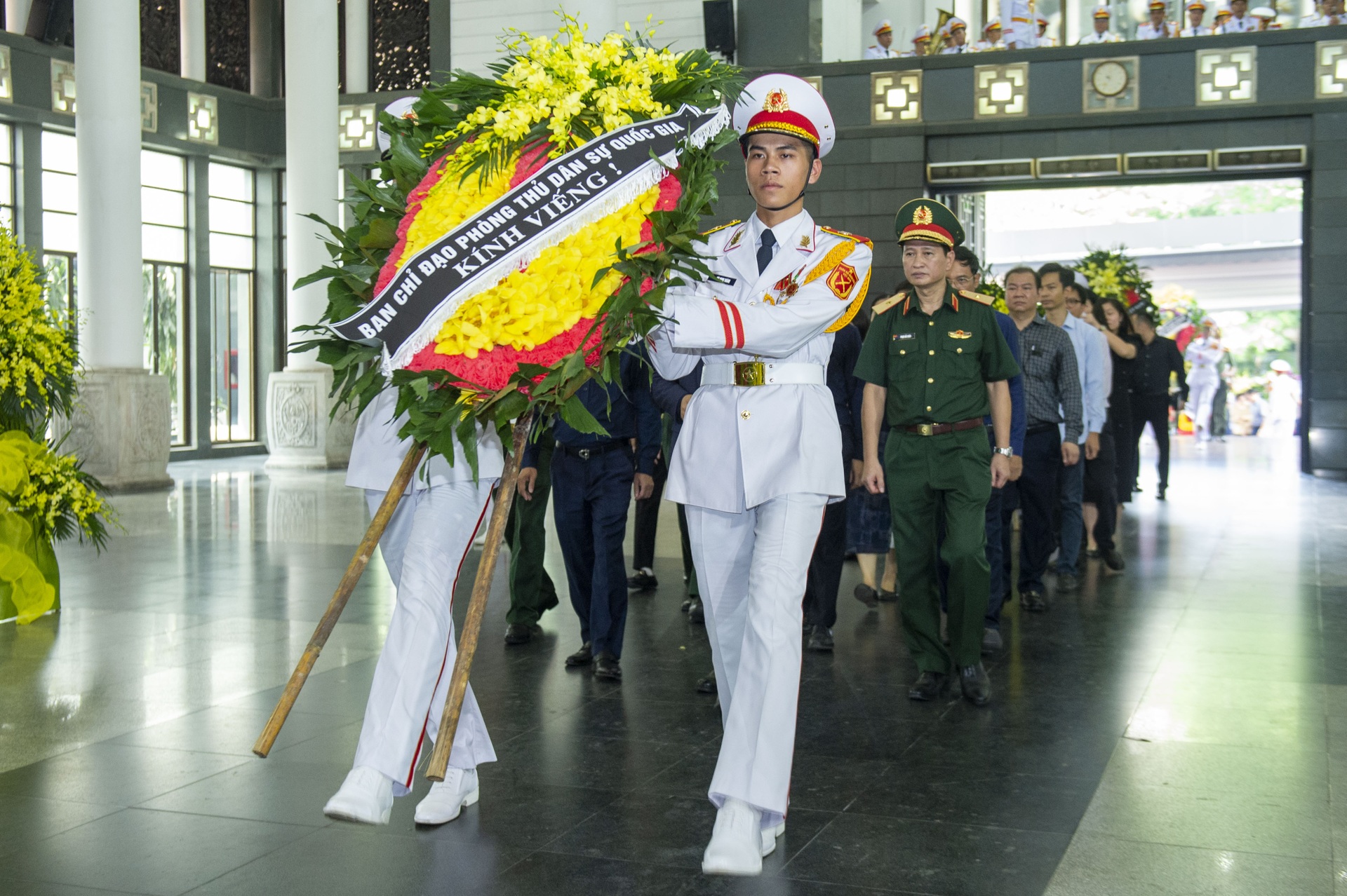 Trang trọng lễ tang nguyên Bộ trưởng Lê Huy Ngọ - 15 Trang trọng lễ tang nguyên Bộ trưởng Lê Huy Ngọ - 15