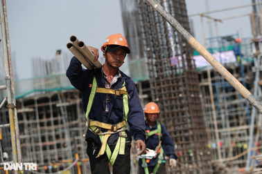 Lao động tự do tính đường "trốn" khỏi TPHCM vì nắng nóng bất thường