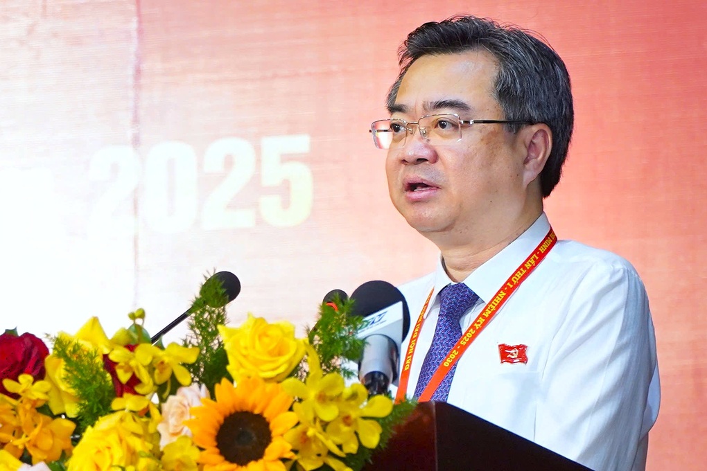 Ông Nguyễn Thanh Nghị làm Bí thư Đảng ủy các cơ quan Đảng TPHCM - 2 Ông Nguyễn Thanh Nghị làm Bí thư Đảng ủy các cơ quan Đảng TPHCM - 2