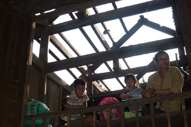 Về nơi lốc xoáy quét qua