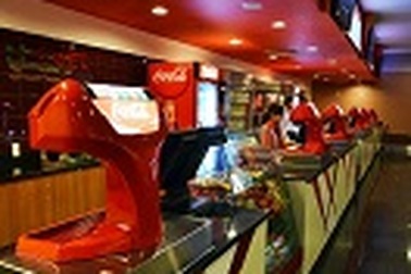 Platinum Cineplex khai trương rạp chiếu phim hiện đại ở Nha Trang 