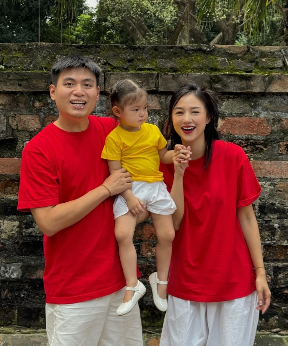 משפחתו של סלים התרגשה מהכבוד - 3 Gia đình Salim xúc động khi được vinh danh - 3