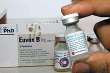 Vắc xin viêm gan B nghi ngờ gây tử vong: Đều đảm bảo vô trùng!