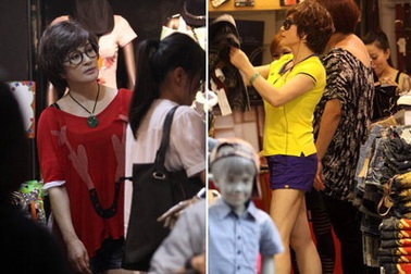 Mỹ nhân 61 tuổi Lưu Hiểu Khánh diện quần short trẻ trung dạo phố