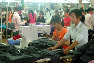 Tháng Công nhân 2015: Công đoàn đồng hành cùng doanh nghiệp 