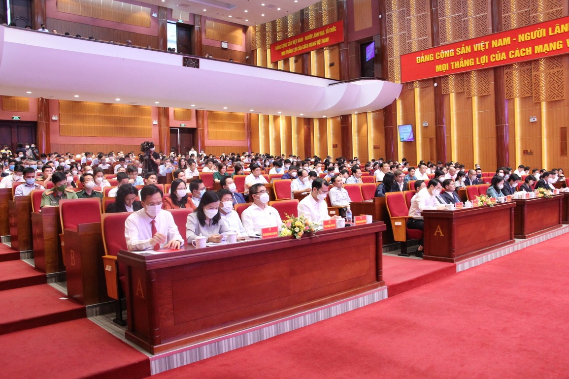 Quảng Ninh: Đồng hành, hỗ trợ, trao quyền mạnh mẽ hơn nữa cho cộng đồng nhà đầu tư, doanh nghiệp… - 3